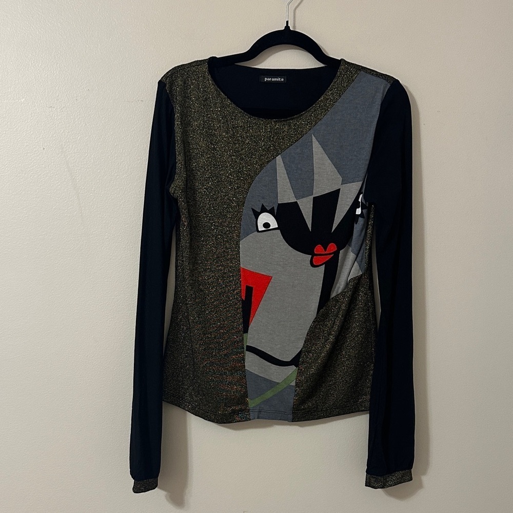 Paramita Long Sleeve Top w/Face Wearable Art 
Size XL Metallic Abstract